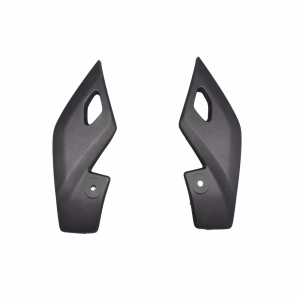 Tapas Laterales Foco Delantero Yamaha FZS-150 3.0 Negro Matte